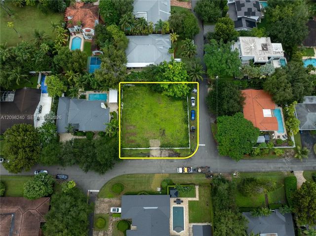 6001 Sw 82nd Street, South Miami
