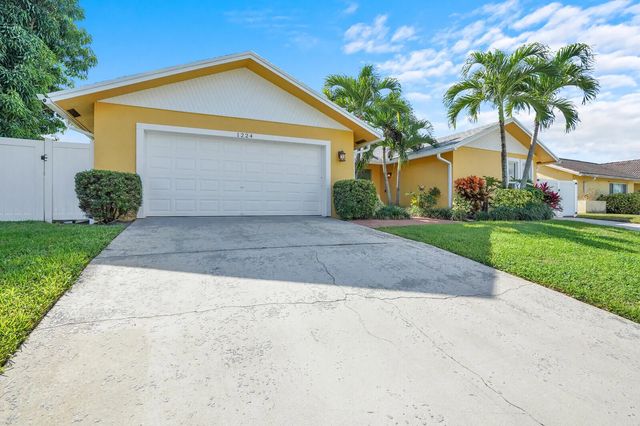 3 of 46 - 1224 Nw 15th Street, Boca Raton, FL