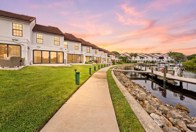 4 of 55 - 2280 Treasure Isle Drive #85, Palm Beach Gardens, FL