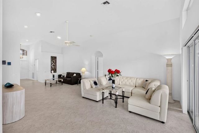 5 of 99 - 7285 Haviland Circle, Boynton Beach, FL