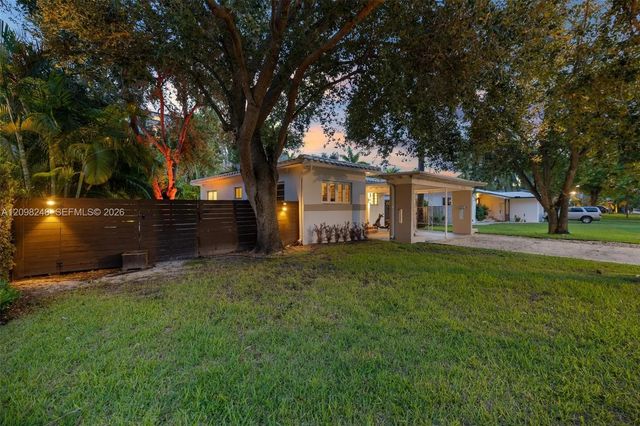 2 of 18 - 830 Ne 72nd Street, Miami, FL