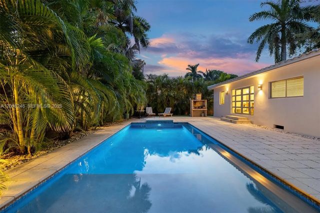3 of 18 - 830 Ne 72nd Street, Miami, FL