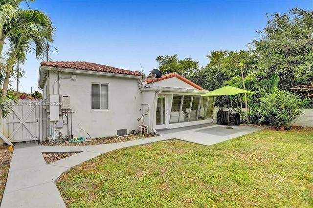 3 of 40 - 11401 Ne 10 Avenue, Miami, FL