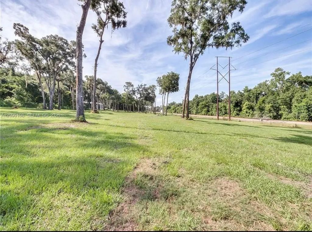 1430 S Beresford Road, Deland