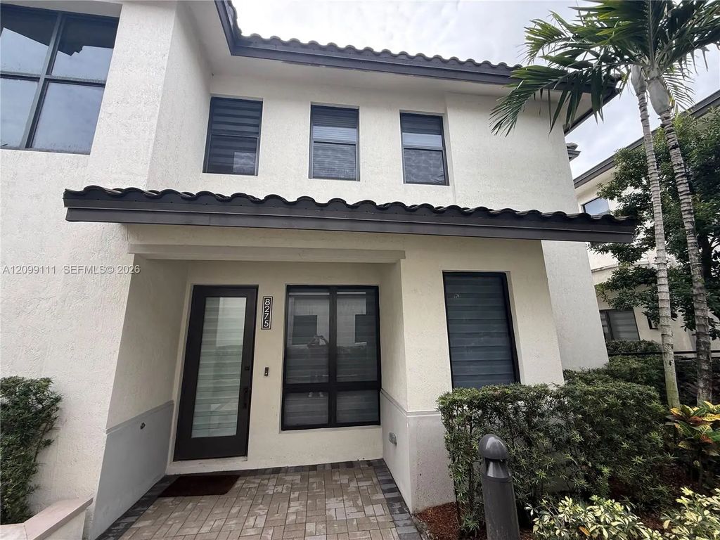 8275 Nw 48th Street, Doral