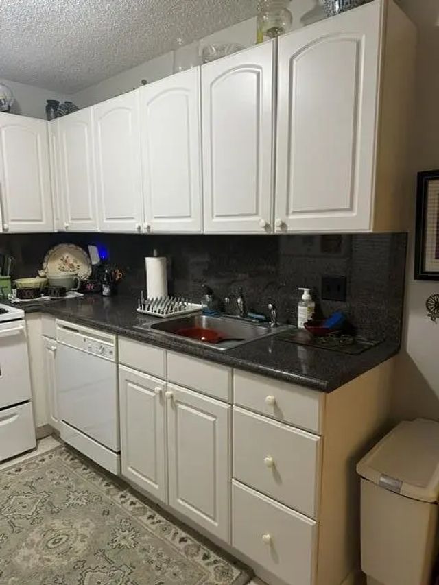 4 of 12 - 8875 Warwick Drive, Boca Raton, FL