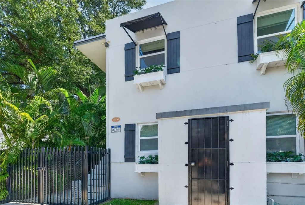 3676 Oak Avenue #1, Miami