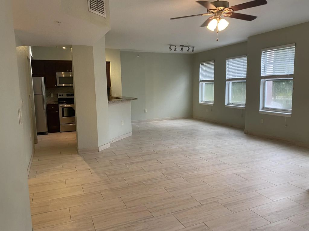 6920 W Sample Road W #6920, Coral Springs