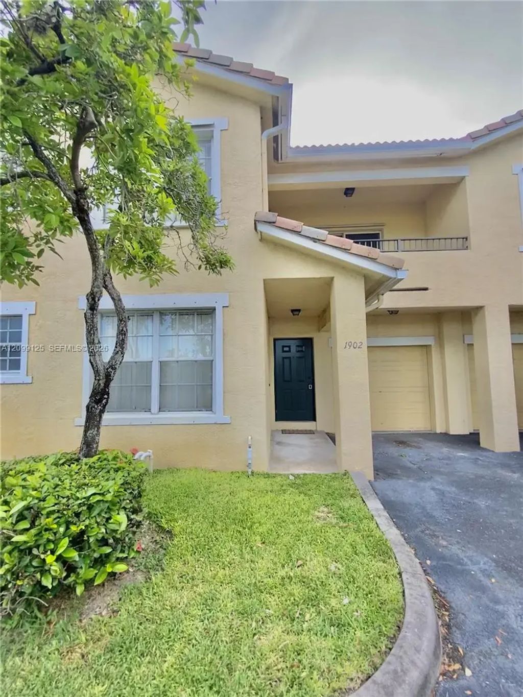 1902 Belmont Lane #1902, North Lauderdale