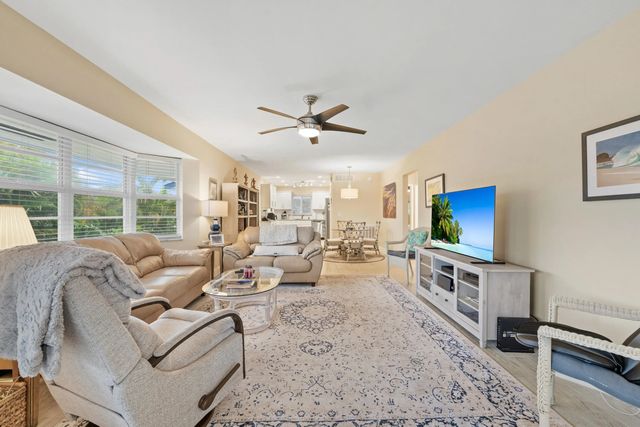 2 of 32 - 2 Garden Street #201m, Tequesta, FL