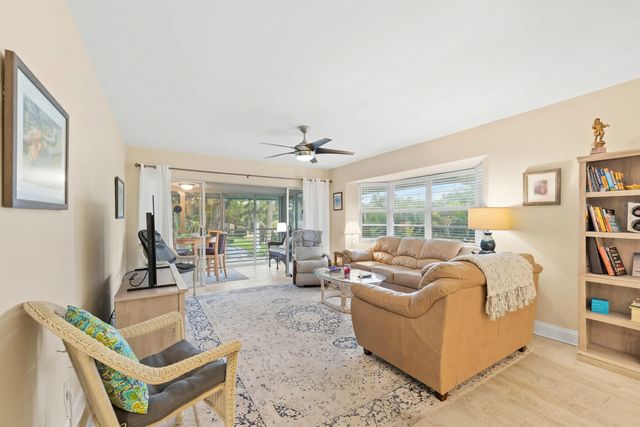 4 of 32 - 2 Garden Street #201m, Tequesta, FL