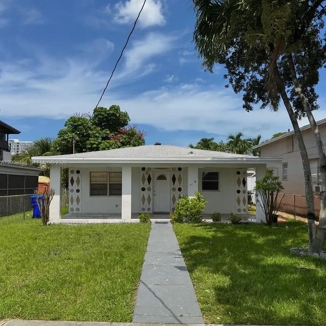 2 of 20 - 609 Nw 58th Avenue, Miami, FL