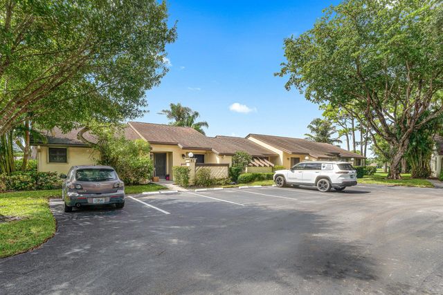 2 of 29 - 83 Wood Rose Court, Royal Palm Beach, FL