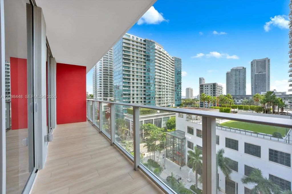 90 Ne 32nd Street #908, Miami