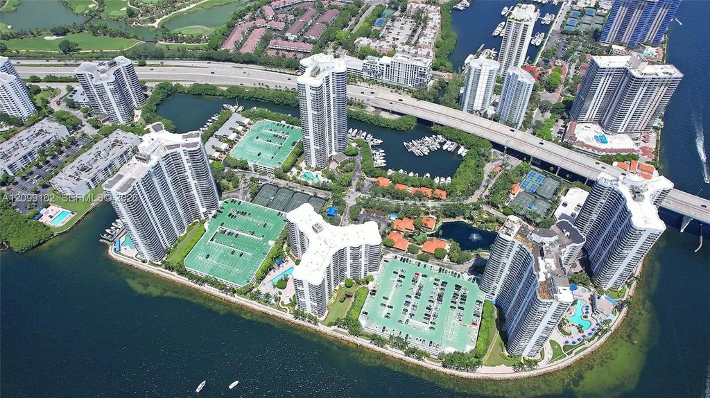 3400 Ne 192nd Street #1707, Aventura