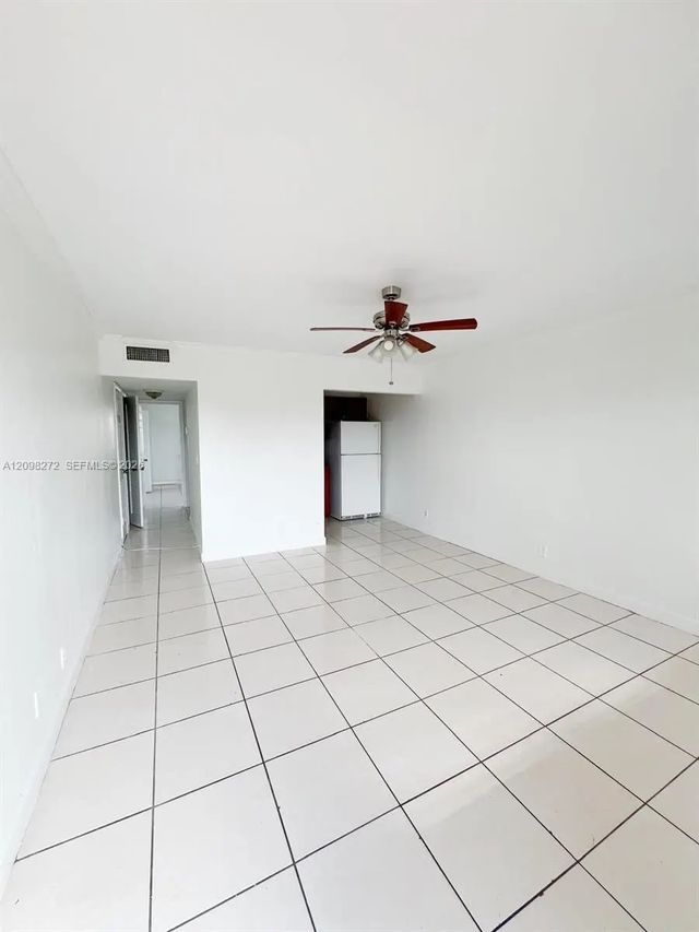 3 of 9 - 11195 Sw 1st Street #217, Sweetwater, FL