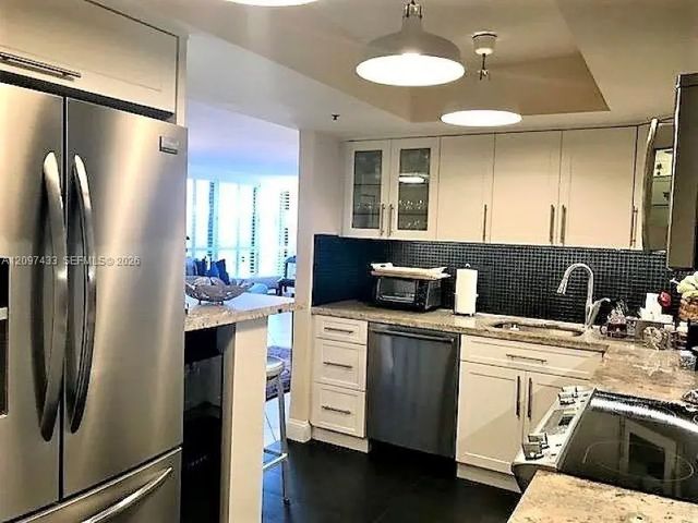 5 of 6 - 2843 S Bayshore Drive #5a, Miami, FL