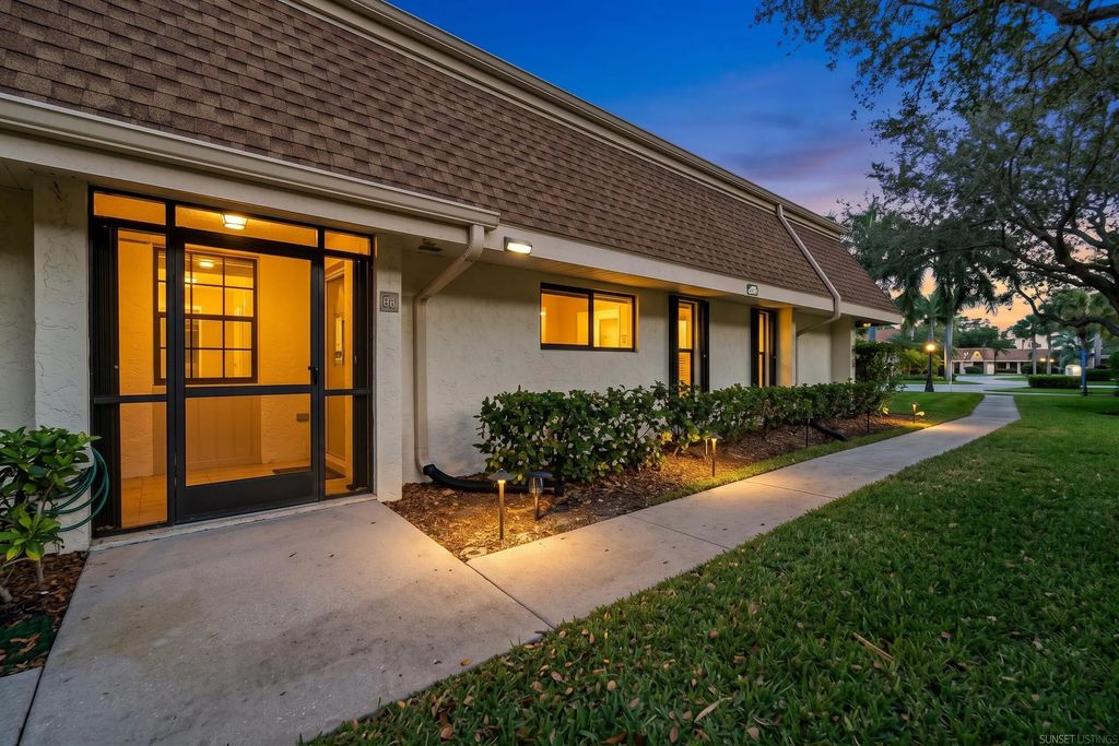109 Half Moon Circle #c, Jupiter