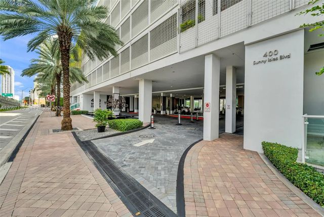 2 of 54 - 400 Sunny Isles Boulevard #916, Sunny Isles Beach, FL