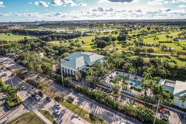 5300 Nw 87th Avenue #113, Doral