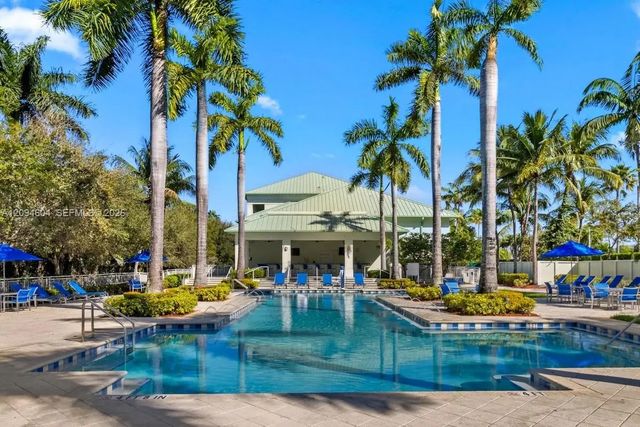 2 of 37 - 5300 Nw 87th Avenue #113, Doral, FL