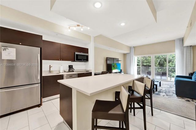4 of 37 - 5300 Nw 87th Avenue #113, Doral, FL