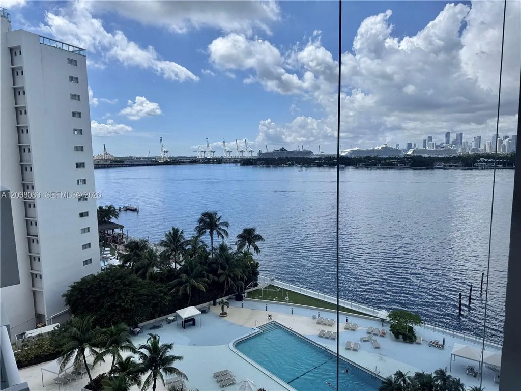 1200 West Avenue #1031, Miami Beach