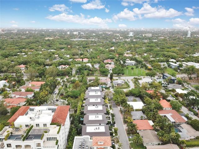 5 of 68 - 3550 W Glencoe Street, Miami, FL