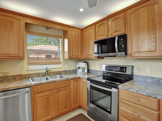 2 of 39 - 311 Flamingo Lane, Delray Beach, FL