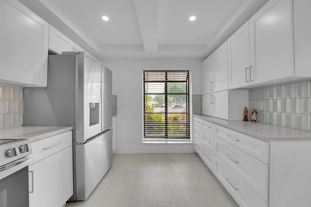 4 of 26 - 3373 Lucerne Park Drive, Greenacres, FL
