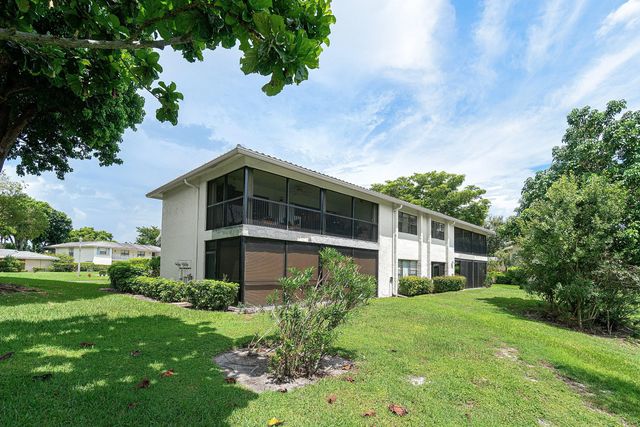 4 of 59 - 12 Westgate Lane #12d, Boynton Beach, FL