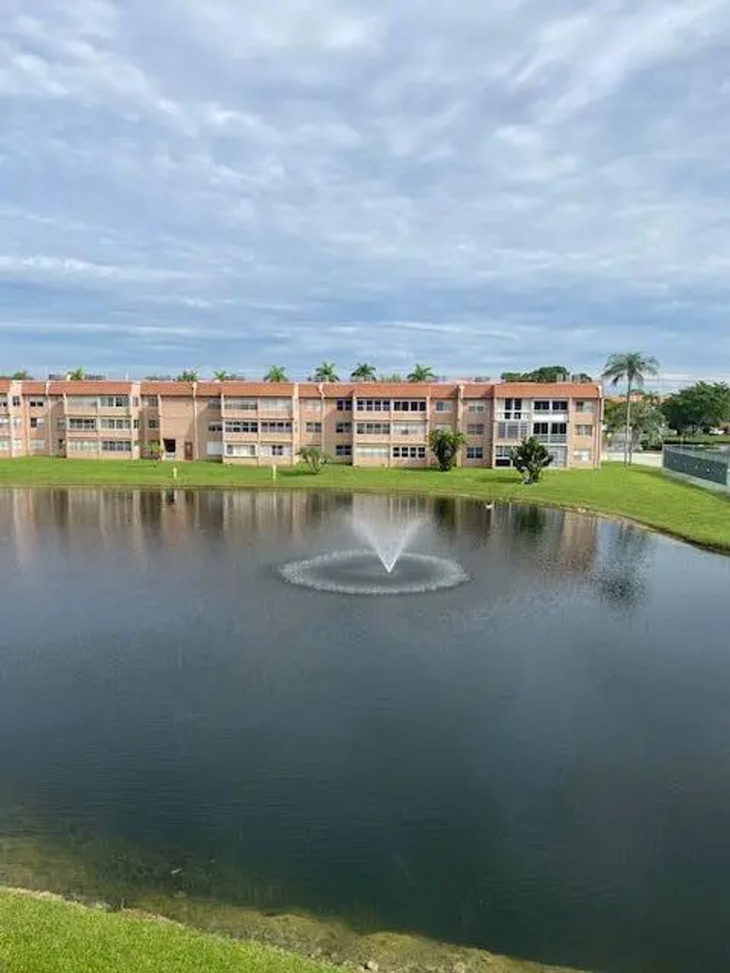 9620 Sunrise Lakes Boulevard #304, Sunrise