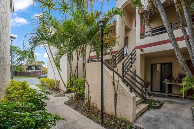 20150 Ne 3rd Court #6, Miami