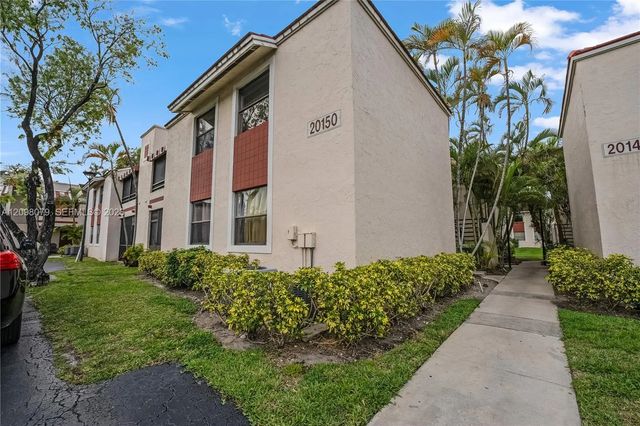 2 of 38 - 20150 Ne 3rd Court #6, Miami, FL