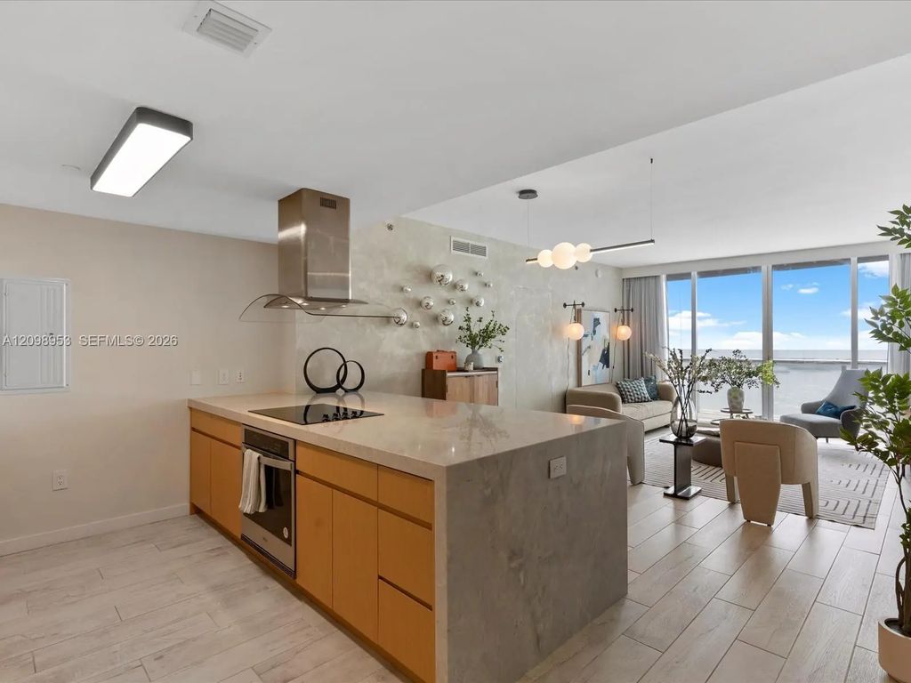 465 Brickell Avenue #4905, Miami