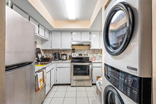 5 of 22 - 11800 Sw 18th Street #201-4, Miami, FL