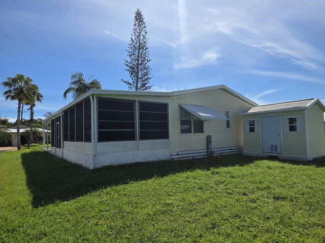 3 of 24 - 77 Mediterranean Boulevard E, Port St. Lucie, FL