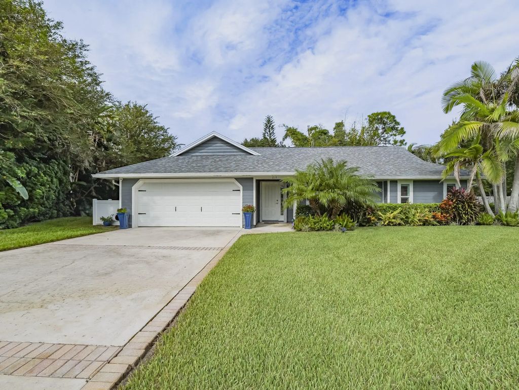 215 8th Terrace, Vero Beach