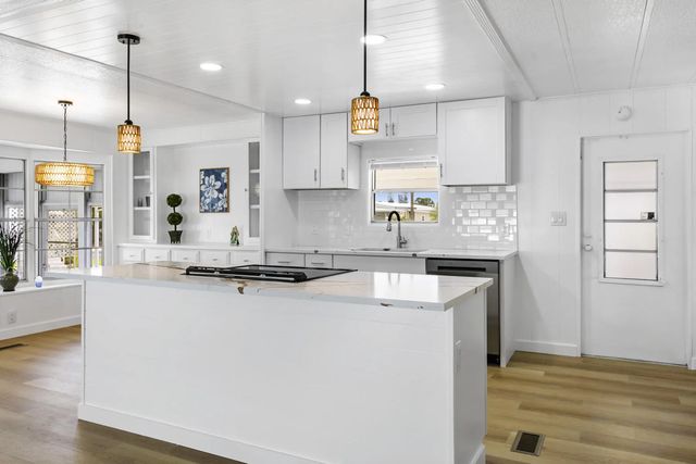 5 of 35 - 39016 Gayle Bay, Boynton Beach, FL
