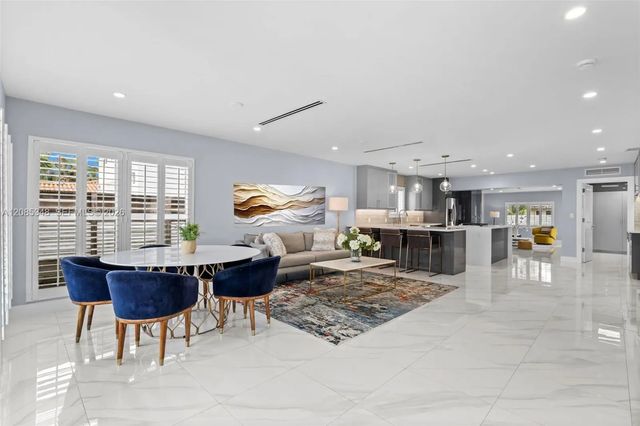 4 of 42 - 1239 Washington Street, Hollywood, FL