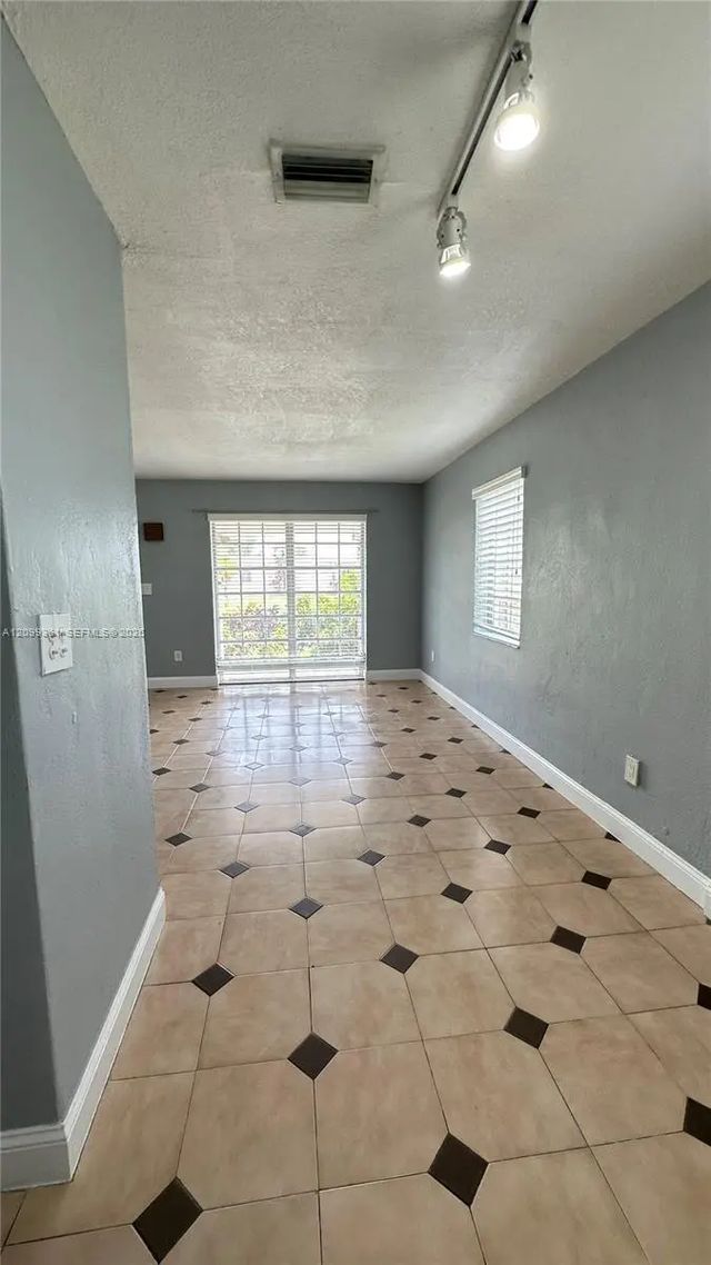 2 of 10 - 10771 Sw 51st Drive, Miami, FL