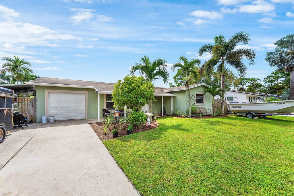7416 Cocoanut Drive, Greenacres