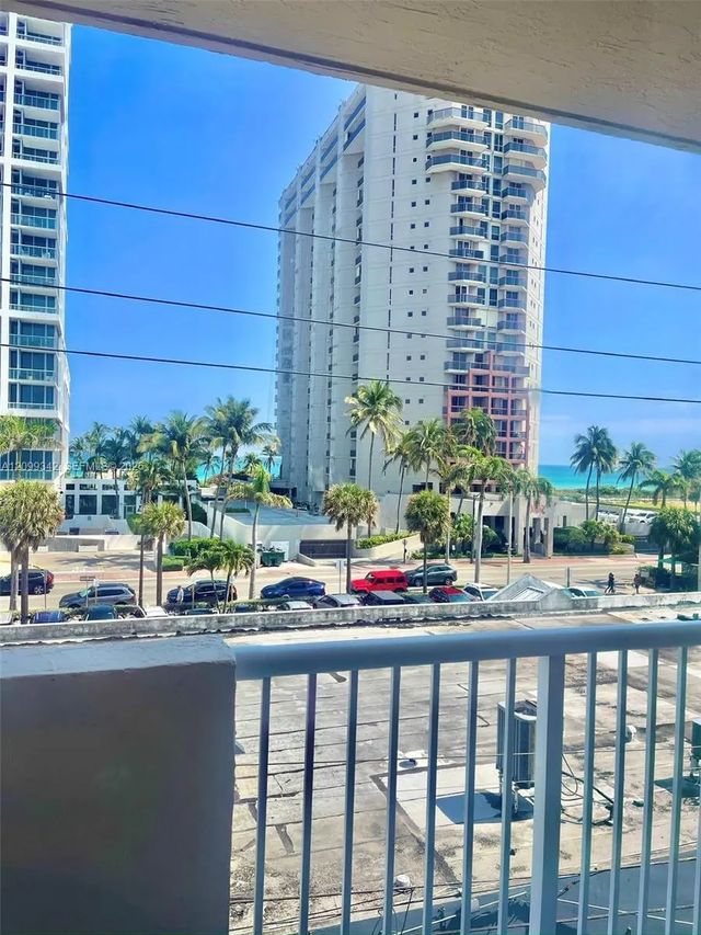 3 of 18 - 6801 Harding Avenue #412, Miami Beach, FL