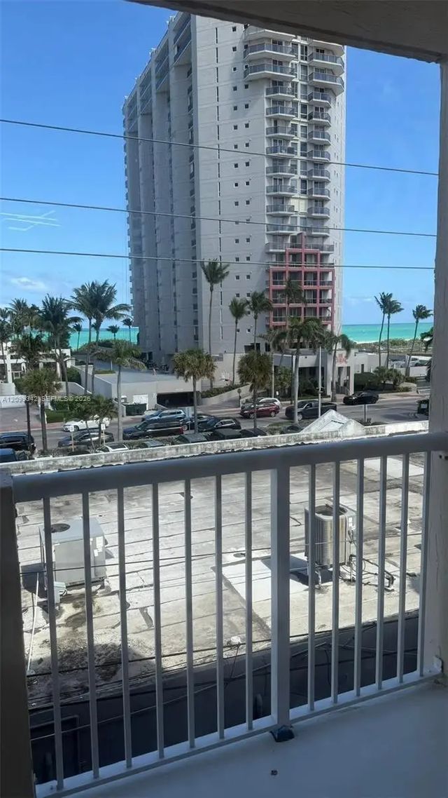 5 of 18 - 6801 Harding Avenue #412, Miami Beach, FL