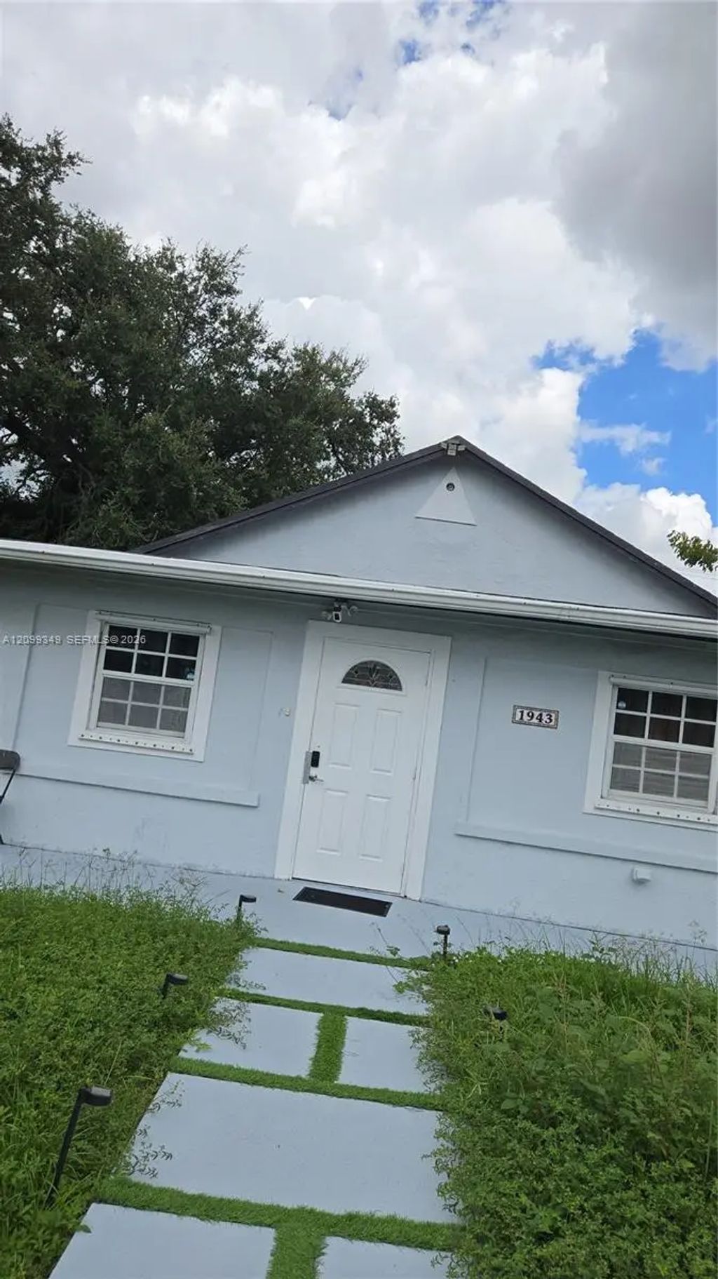 1943 Nw 98th Street, Miami