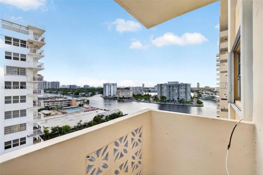 1833 S Ocean Drive #1202, Hallandale Beach