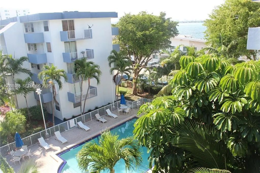 1801 S Treasure Drive #509, North Bay Village