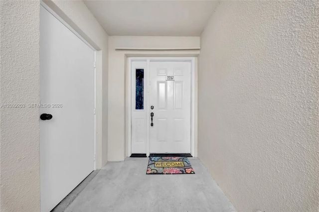 2 of 20 - 2257 Se 27th Drive #103-e, Homestead, FL