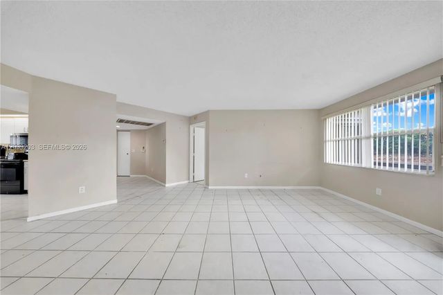 5 of 20 - 2257 Se 27th Drive #103-e, Homestead, FL