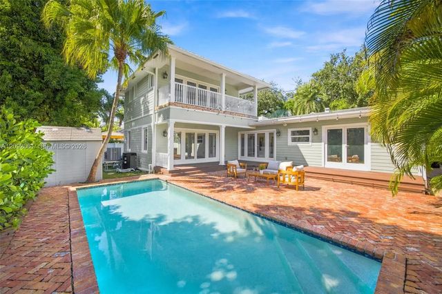 108 Se 17th Avenue, Fort Lauderdale